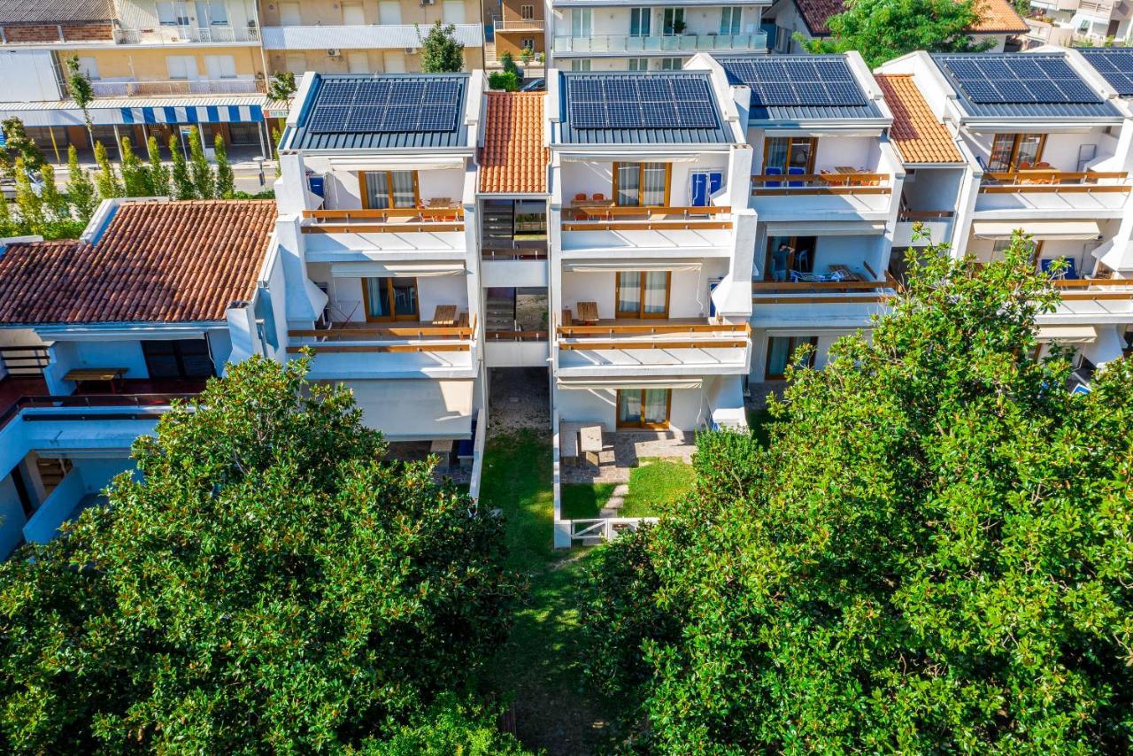 Villaggio Los Nidos Lignano Sabbiadoro Esterno foto