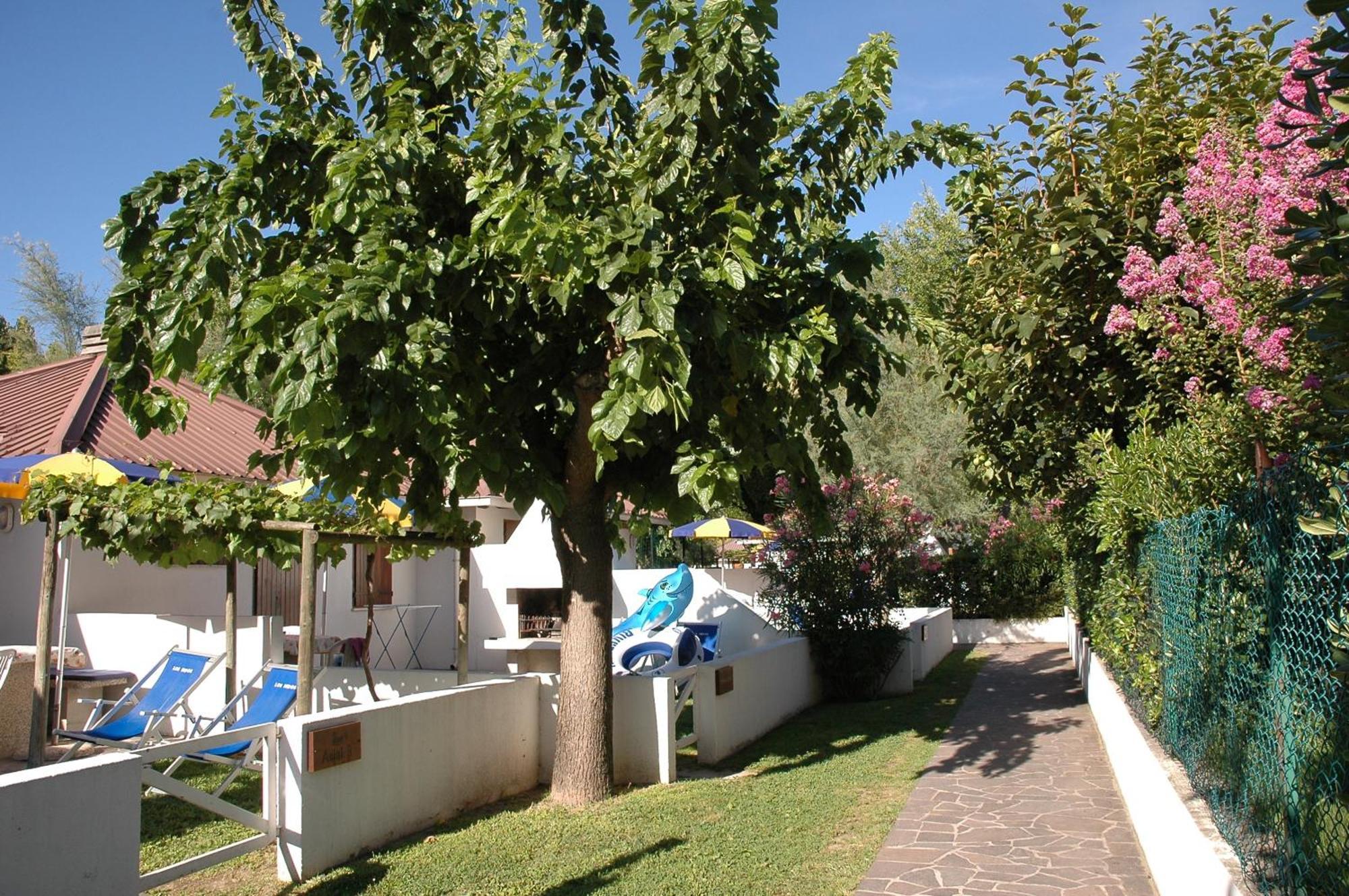 Villaggio Los Nidos Lignano Sabbiadoro Esterno foto