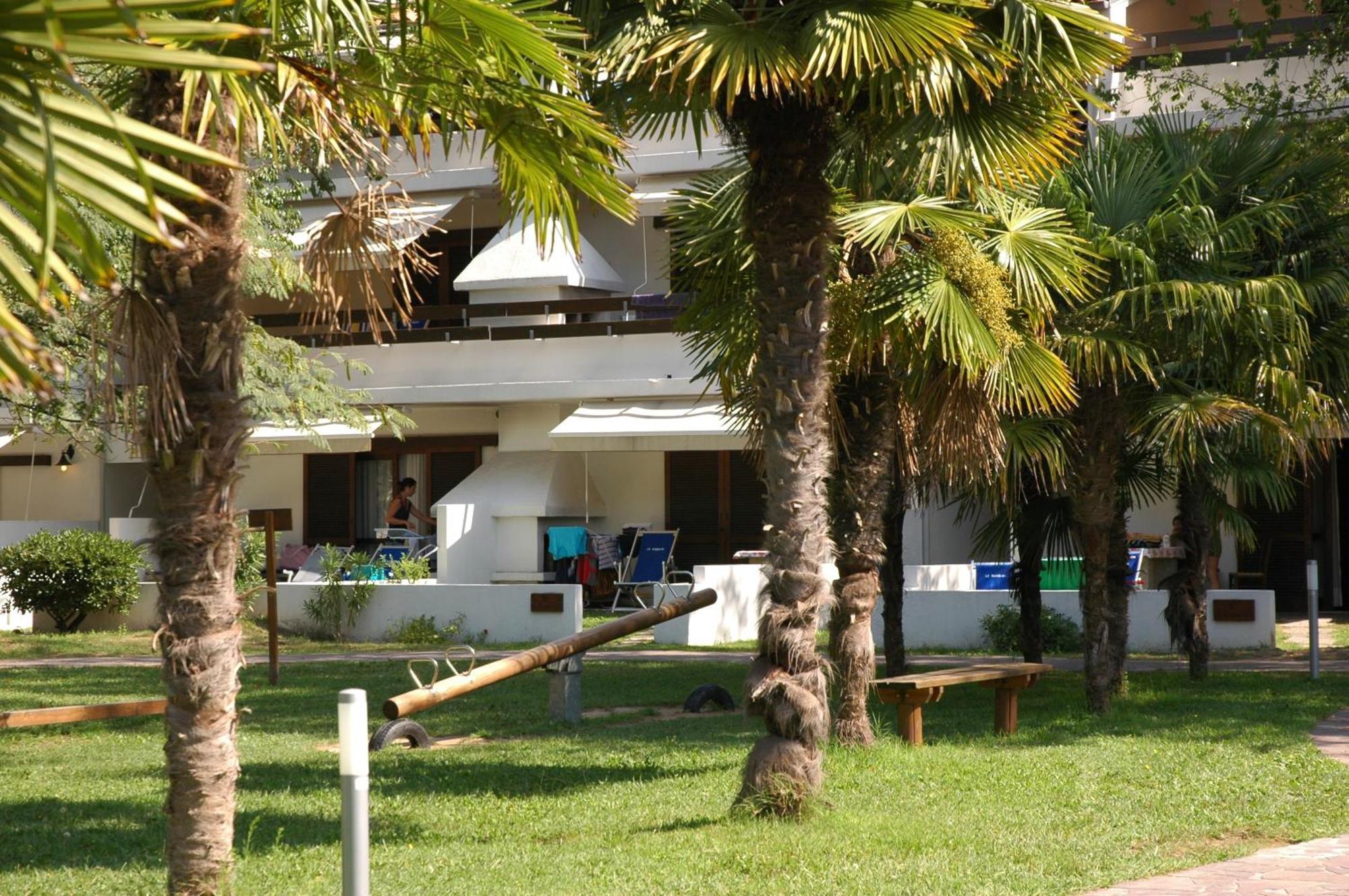 Villaggio Los Nidos Lignano Sabbiadoro Esterno foto