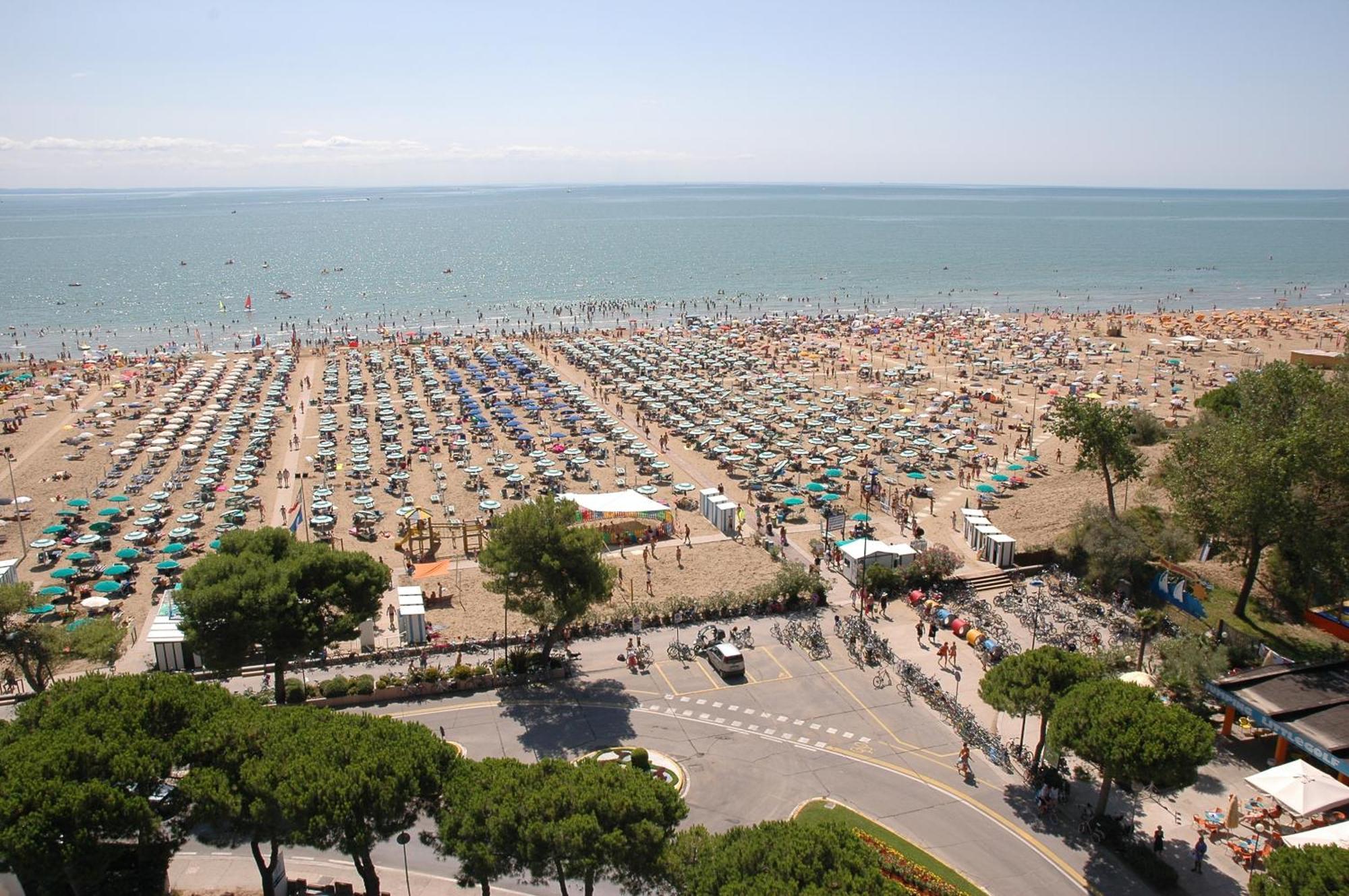 Villaggio Los Nidos Lignano Sabbiadoro Esterno foto